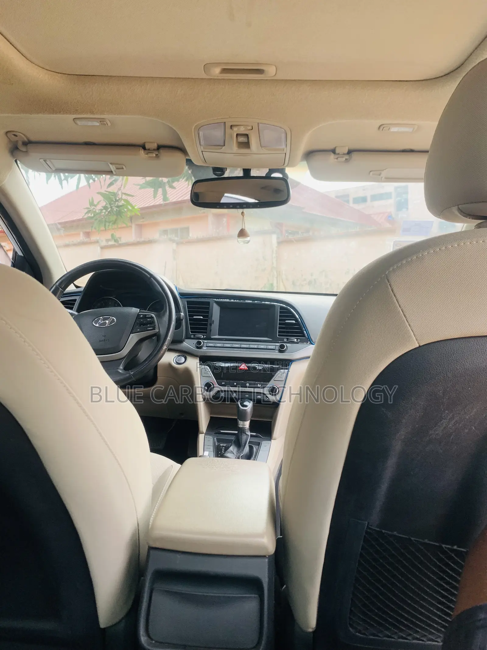 Hyundai Elantra 2018 White