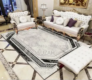 Hall's Center Carpet