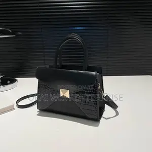 Large Capacity Beautiful Square Bags