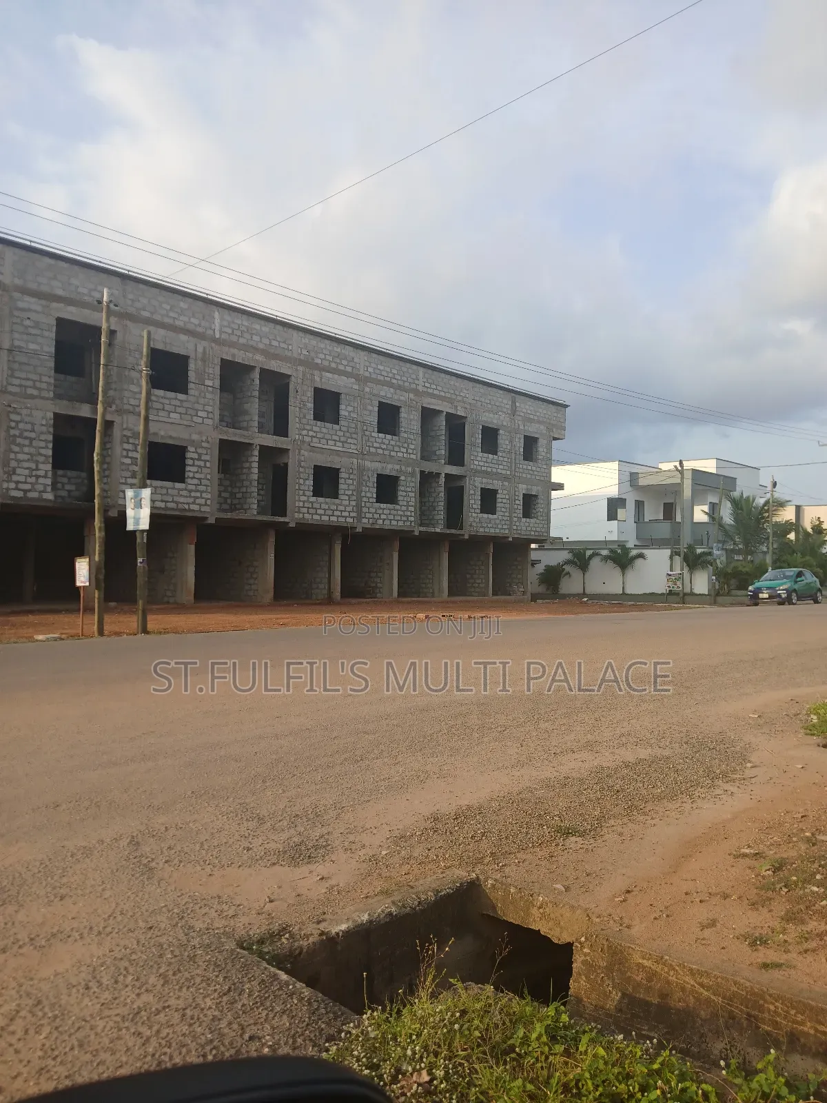 Uncompleted 14shops,15units Apartment and 2bedrms House All for Sale