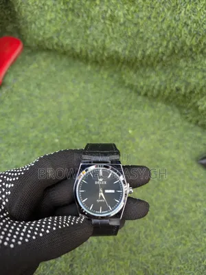 Delux Quartz Leather Watch