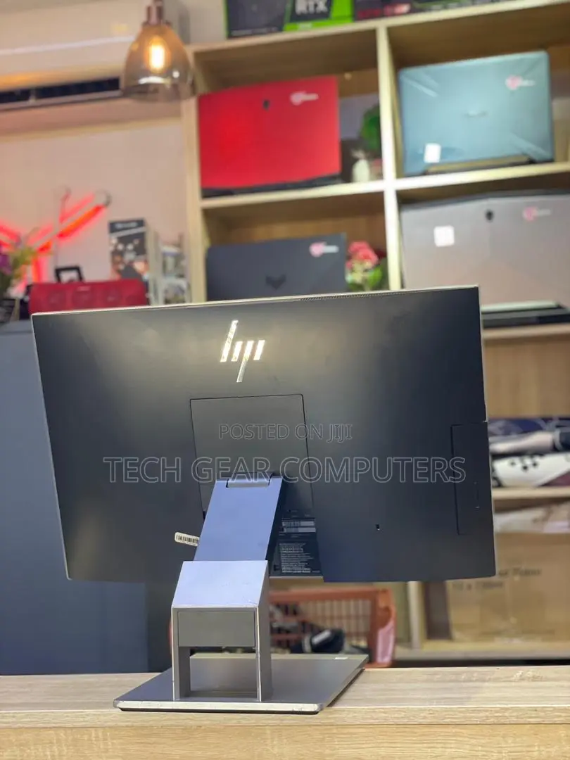 Desktop Computer HP EliteOne 800 8GB Intel Core i5 SSD 256GB