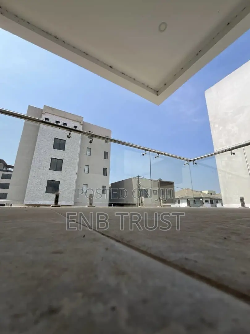 3bdrm Duplex in Adjriganor 69, Ability for rent