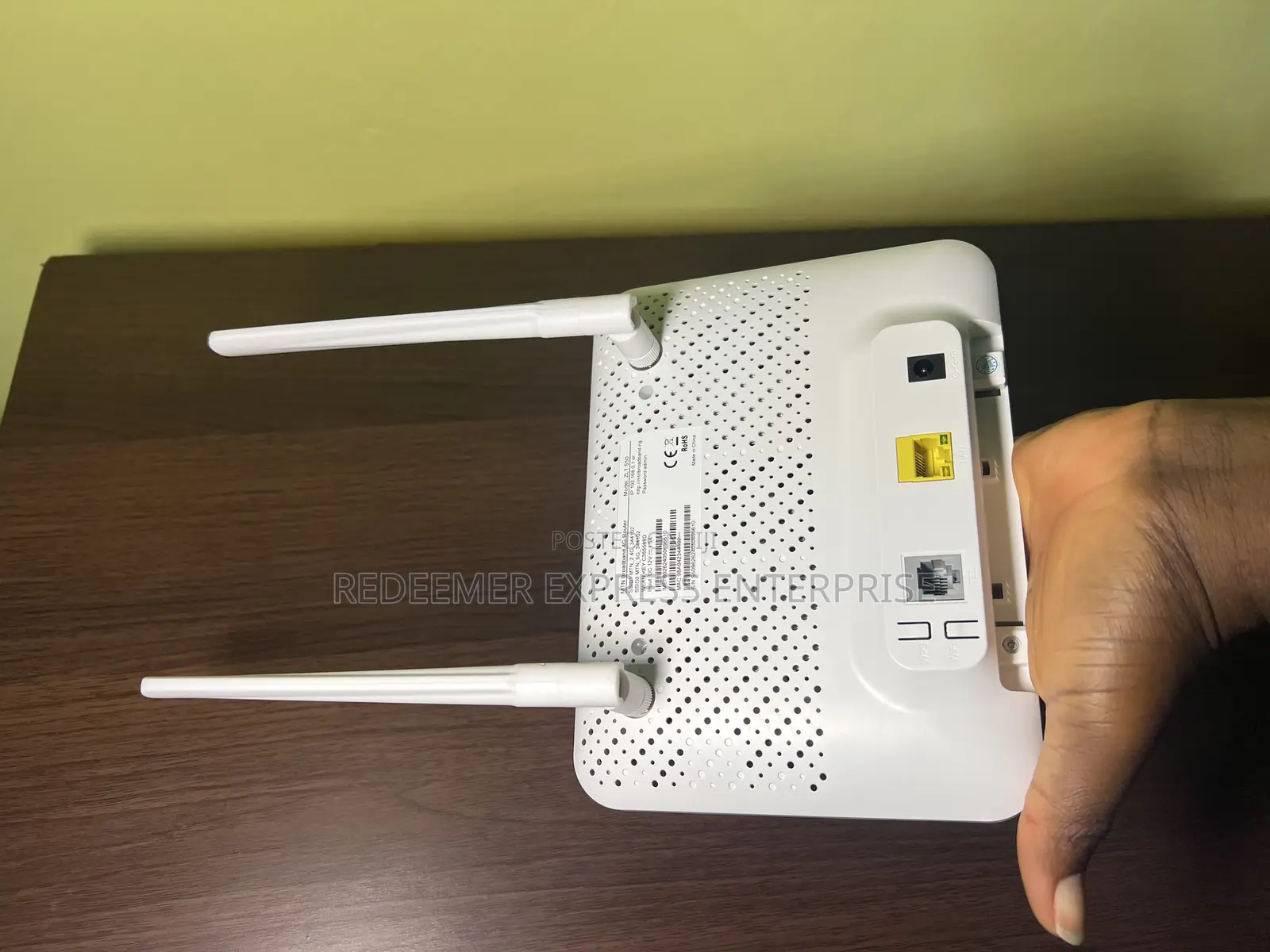 Universal Cat 6 Router