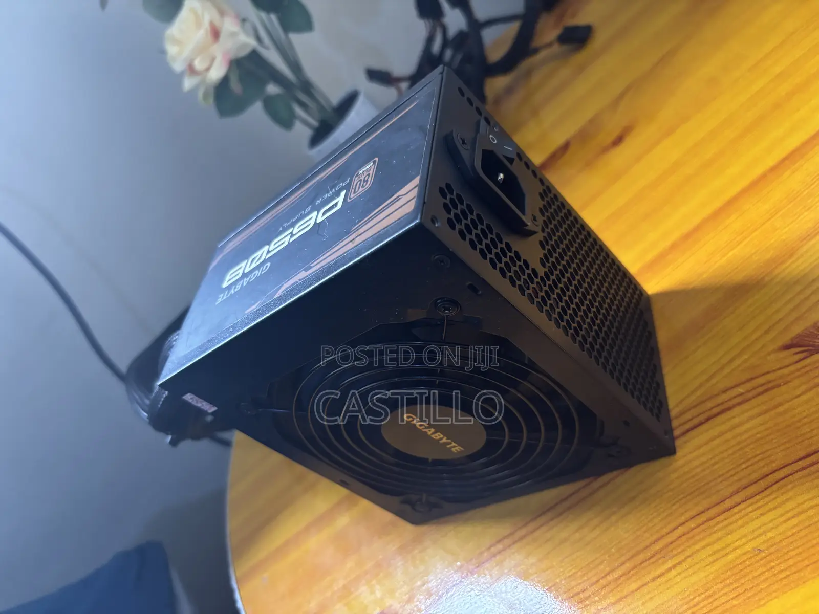 650 Watts Power Supply