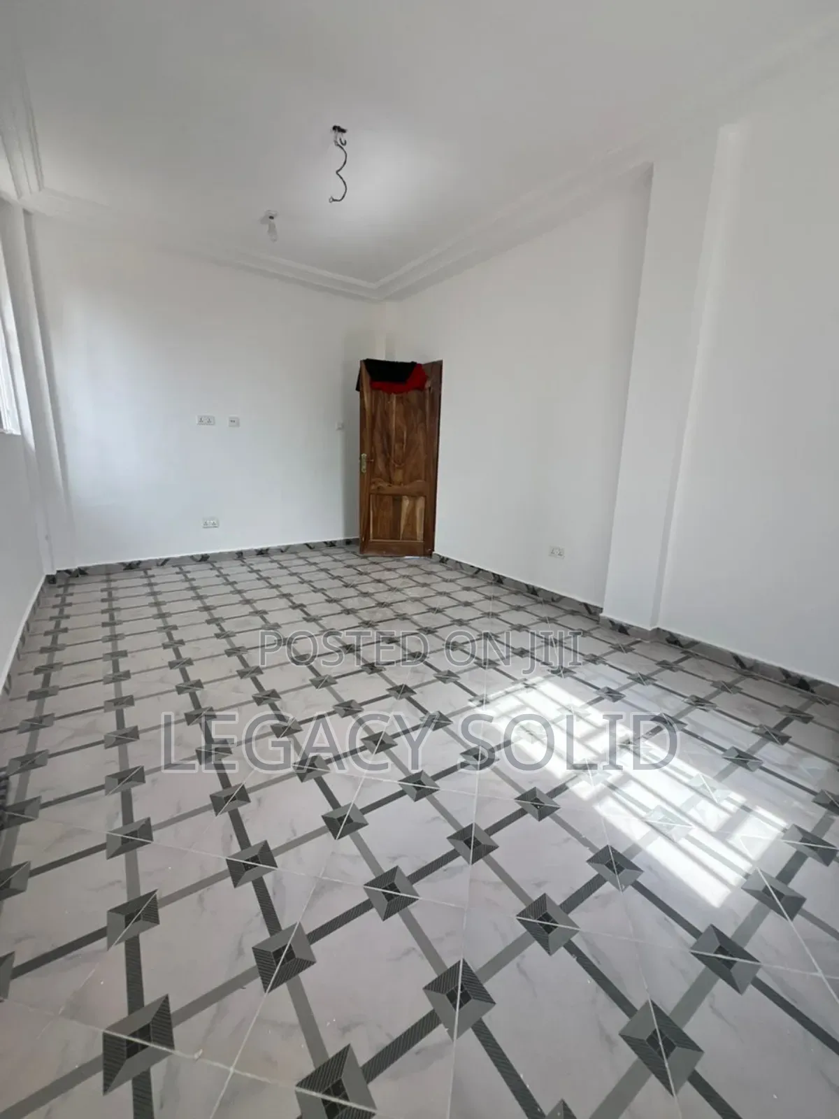 2bdrm Apartment in Legacy Solid Real, Tseaddo for rent