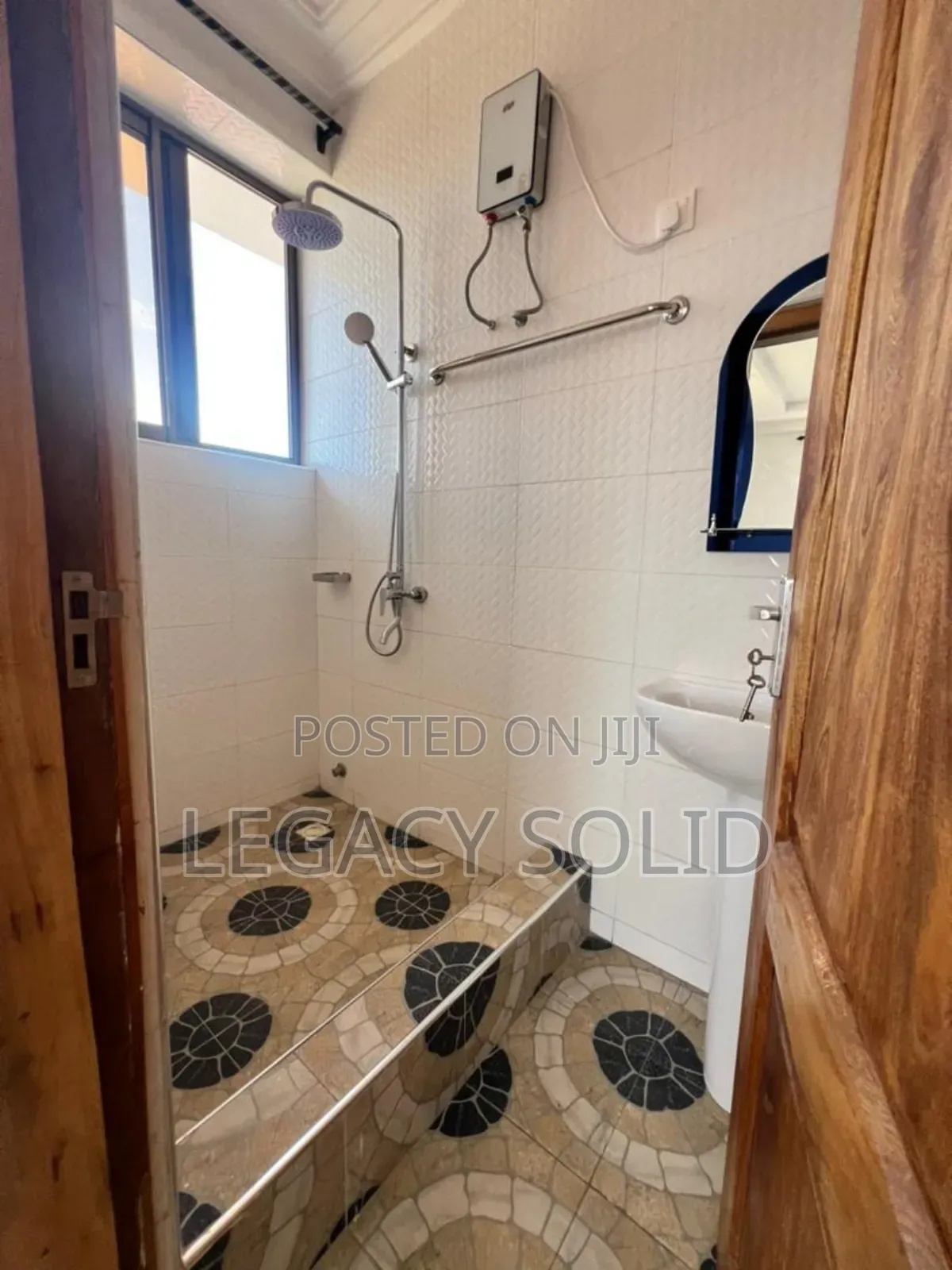 2bdrm Apartment in Legacy Solid Real, Tseaddo for rent