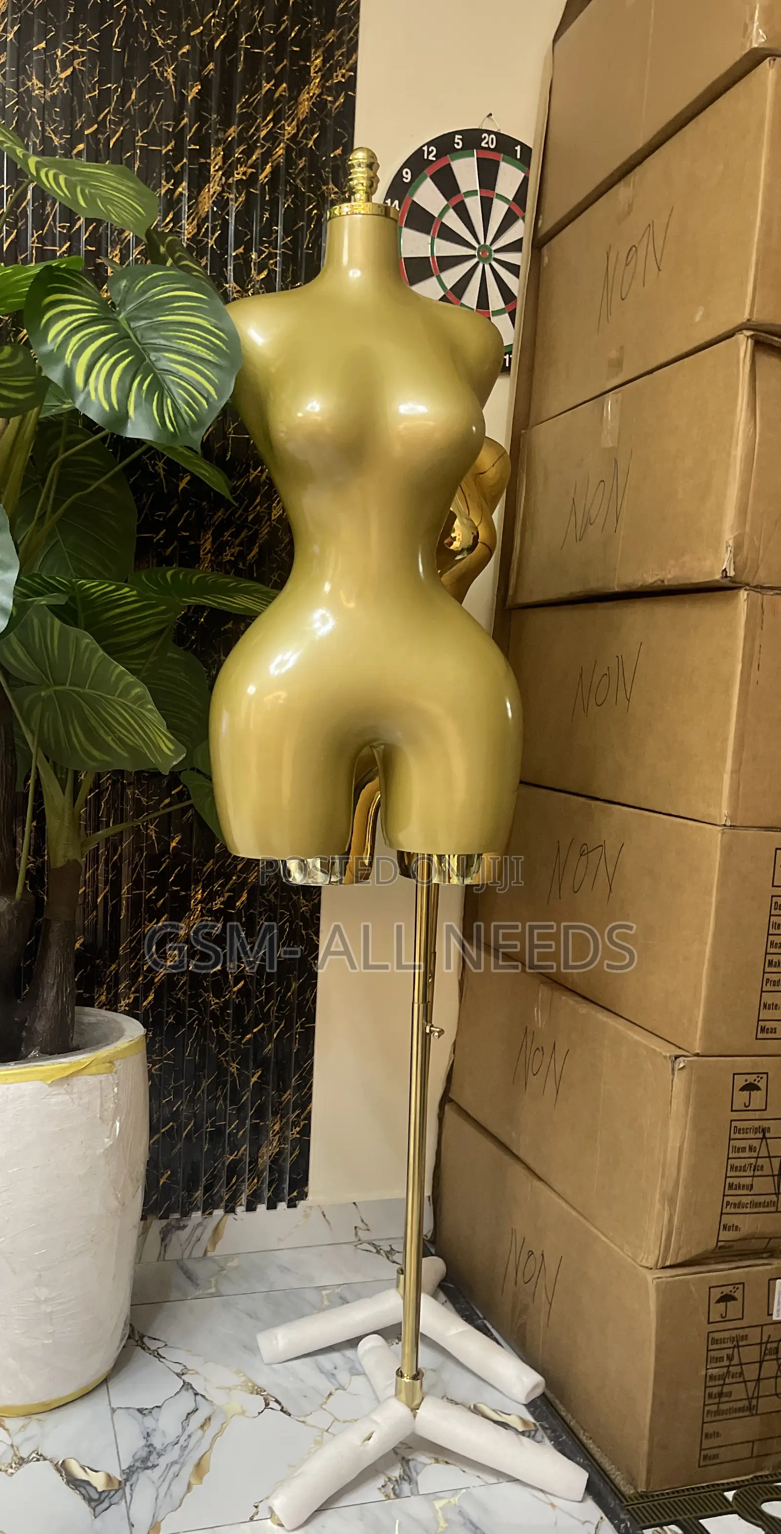 Fiber Glass Mannequin Sz12
