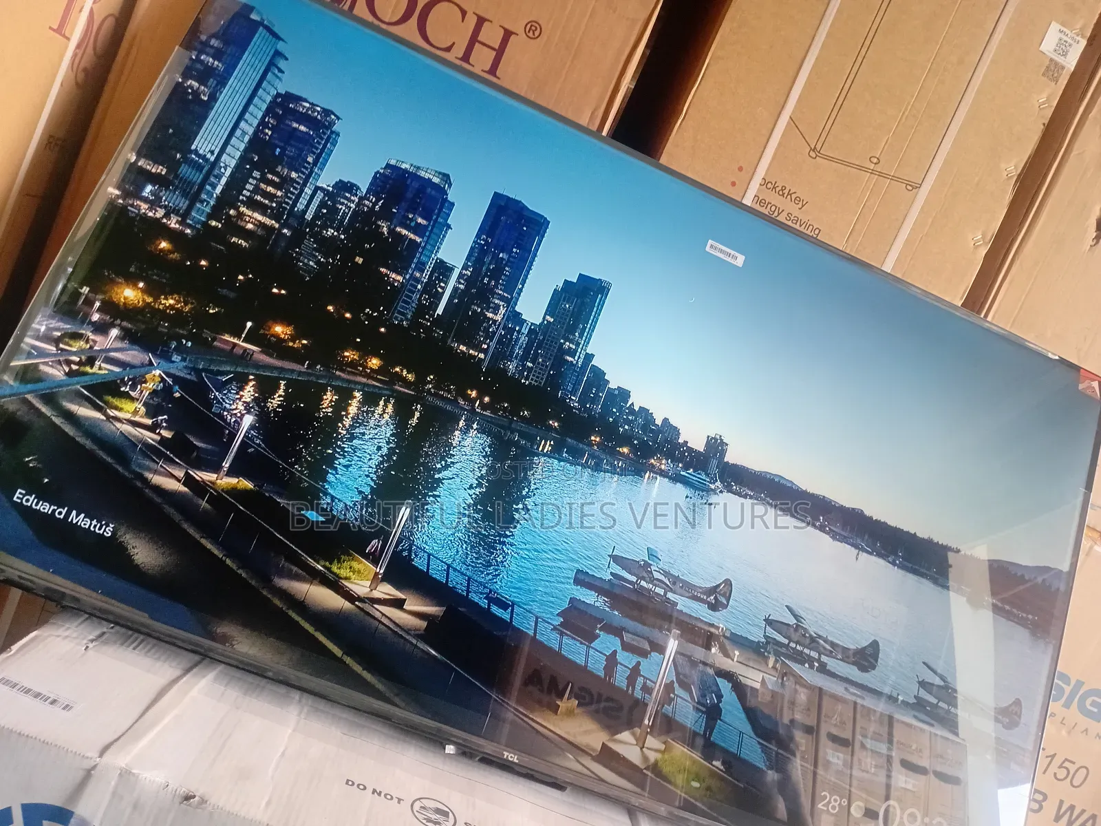 Stay Joyful Transform Your Living Room With This 55-Inch Smart Tv TCL
