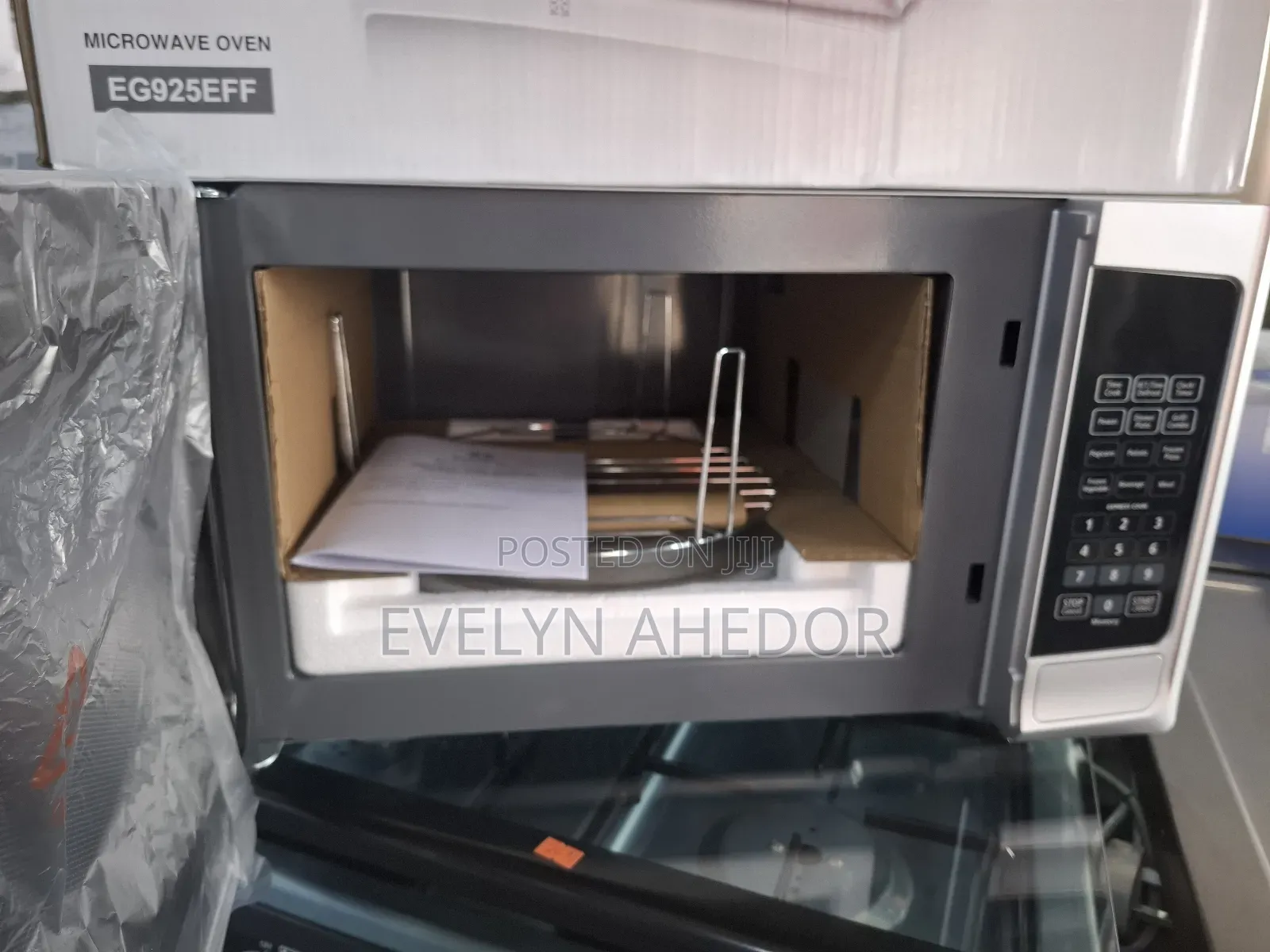 25litres Nasco Microwave Oven Brand New Available for Sale