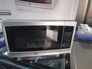 25litres Nasco Microwave Oven Brand New Available for Sale