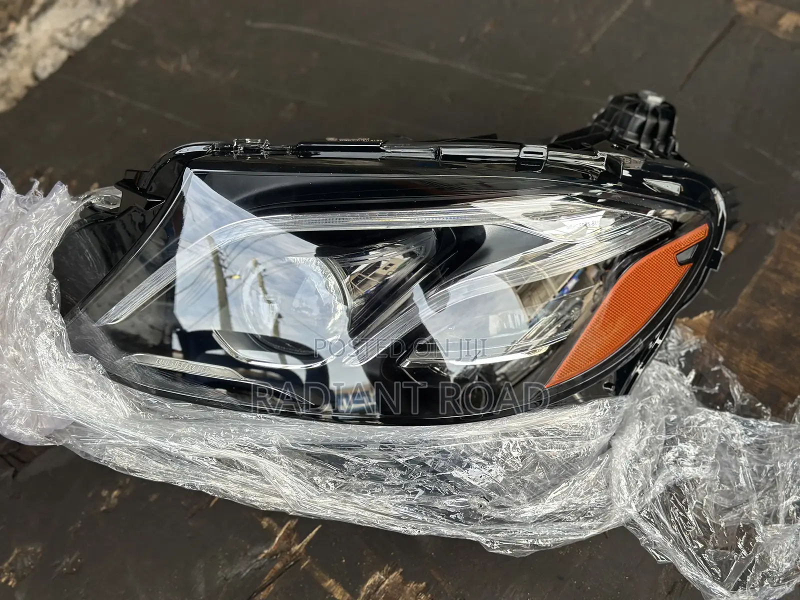 Mercedes Benz E300 2018 Headlight