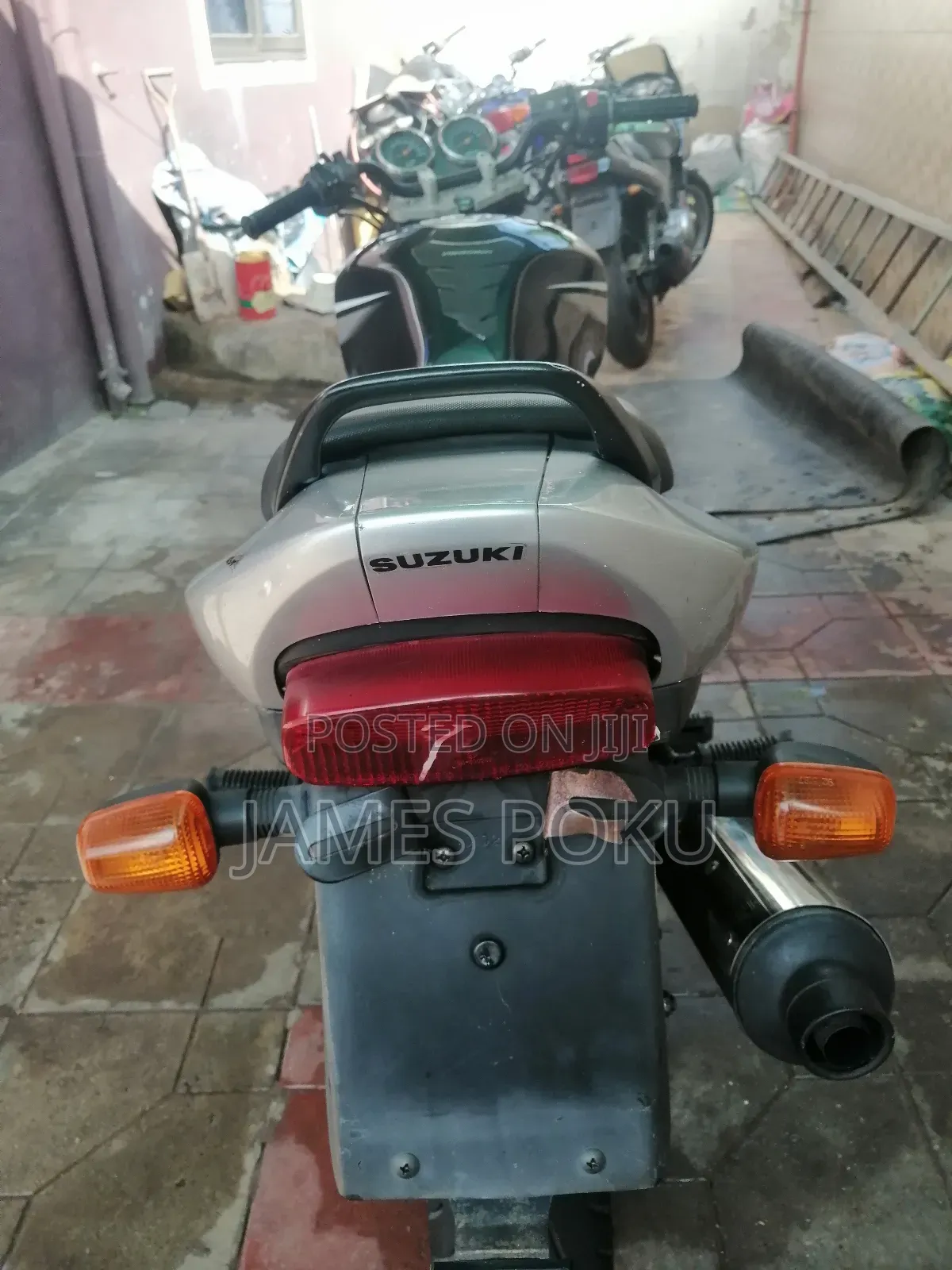 Suzuki 2019 Black