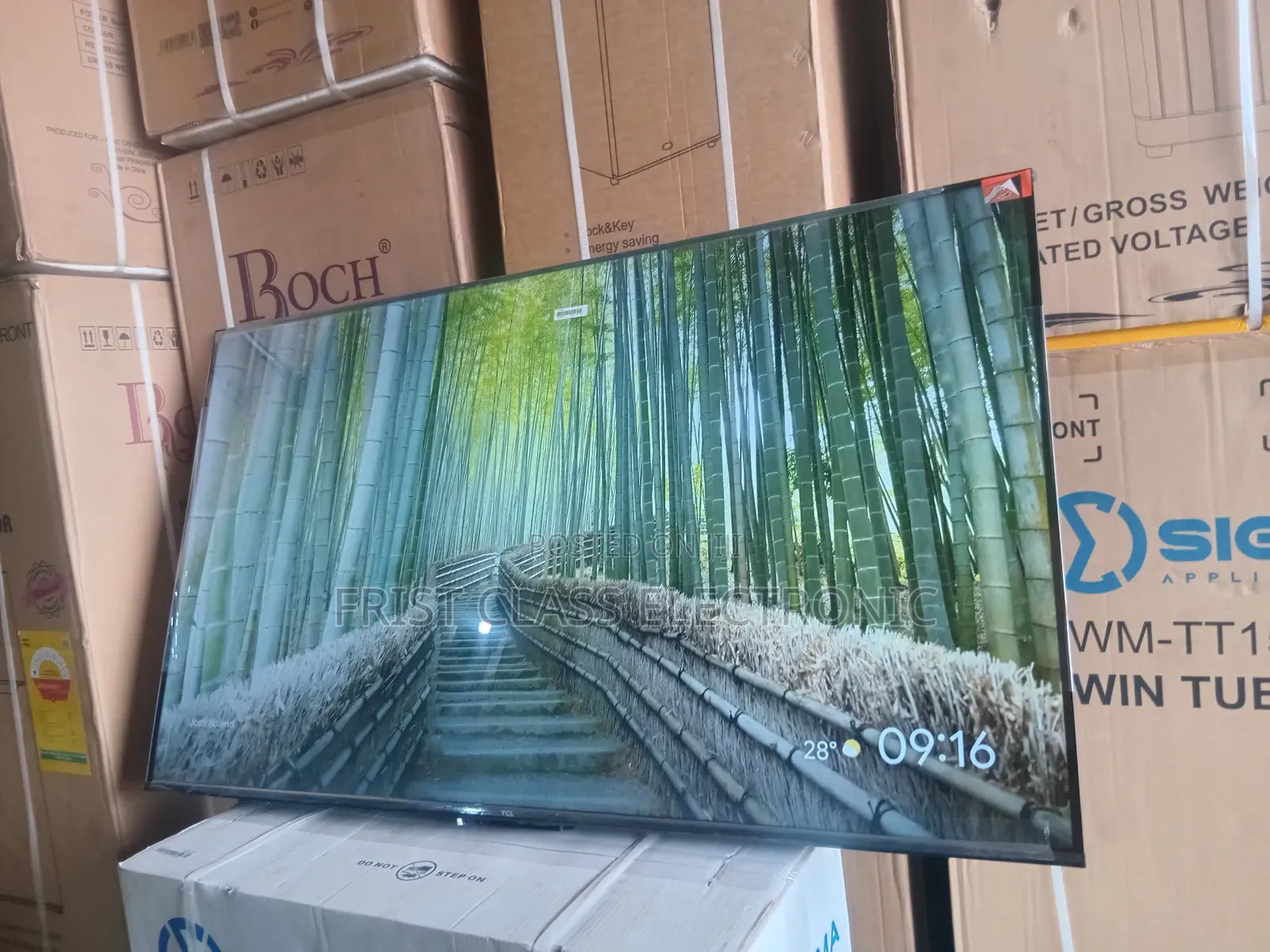 TCL 55” Smart Tv – Modern Design, Uhd Picture