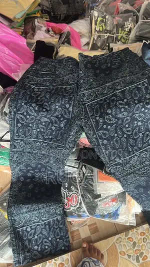 Baggy Jeans/Pants