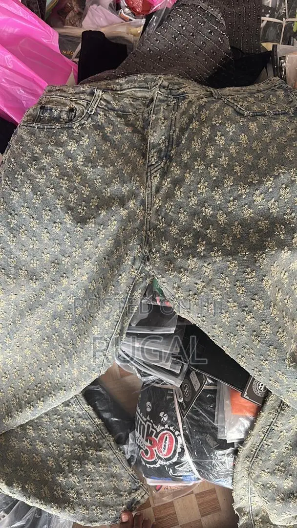 Baggy Jeans/Pants
