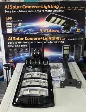 Ultra 4g Ai Solar PTZ Camera Triple-Lens With Streetlights