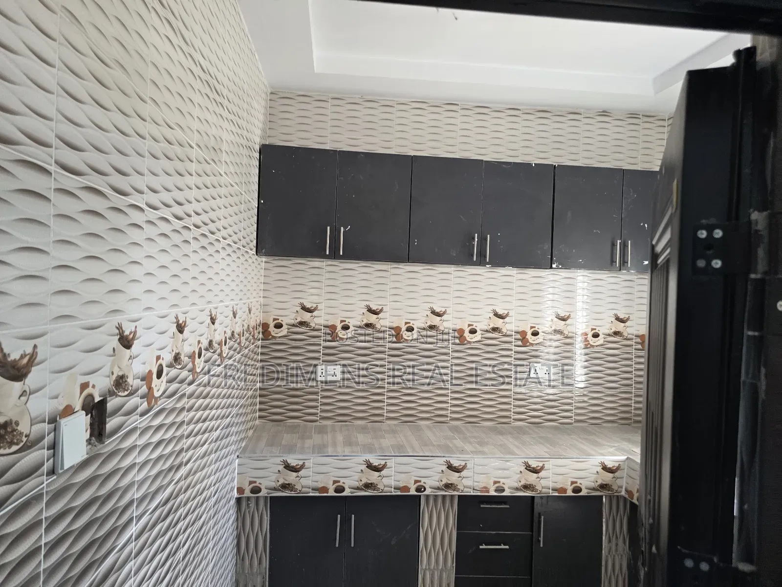 3bdrm Apartment in Fredimens Real, Afigya-Kwabre for rent