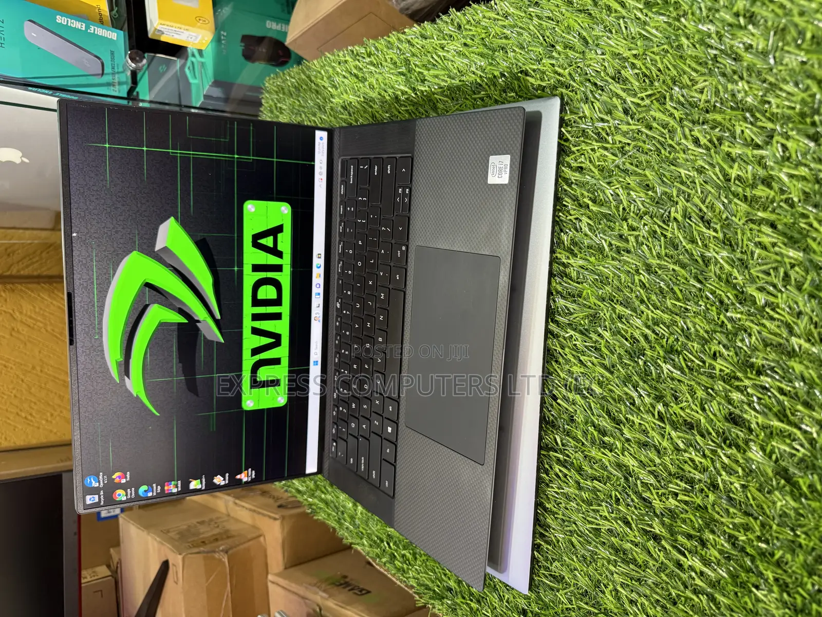 Laptop Dell Precision 5550 32GB Intel Core I7 SSD 512GB