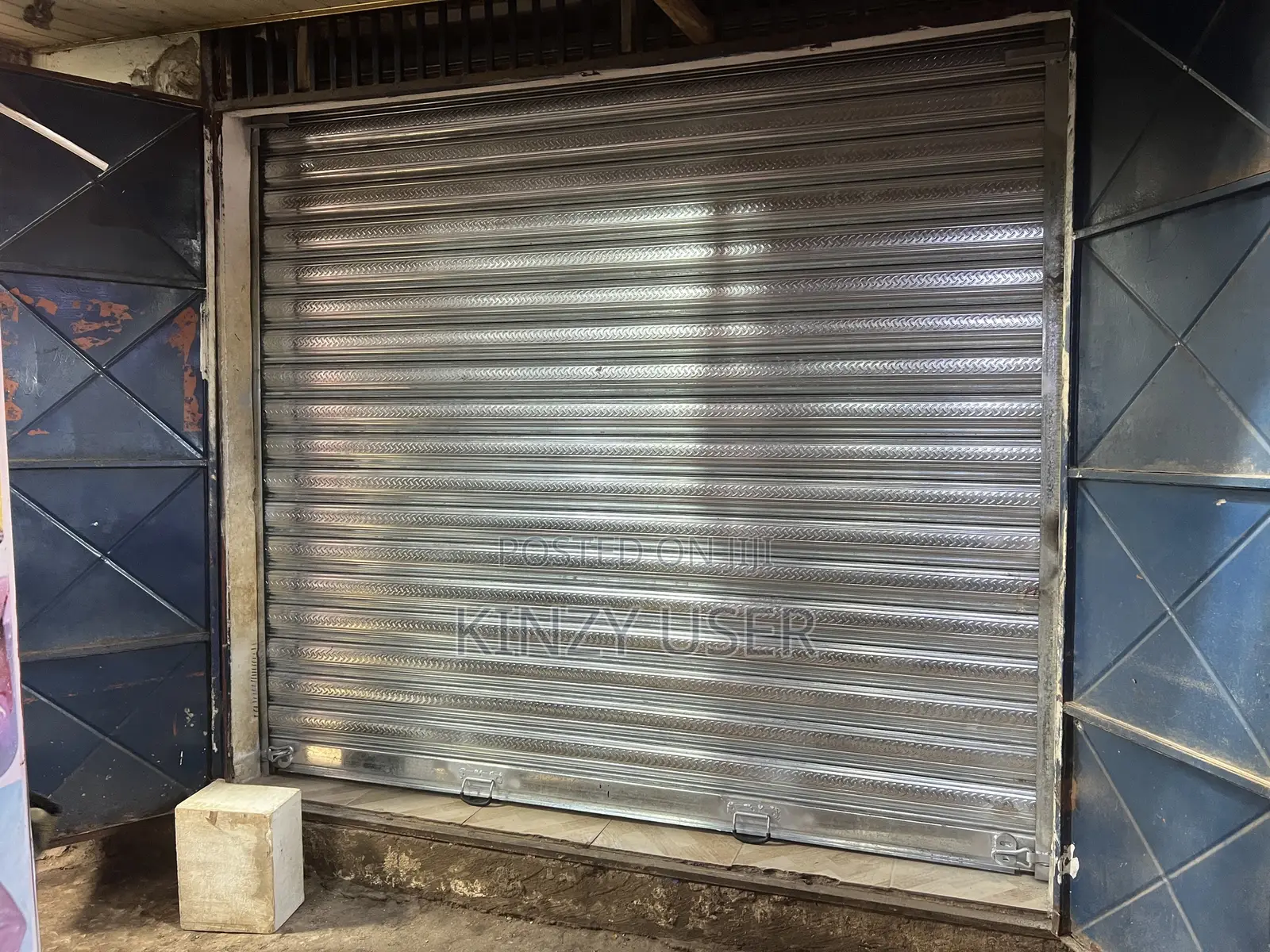 Remote Gate Garage Doors Installation and Repairs