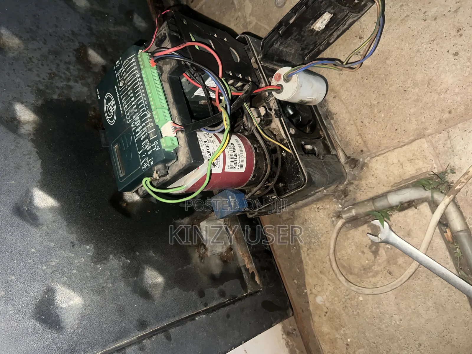 Remote Gate Garage Doors Installation and Repairs