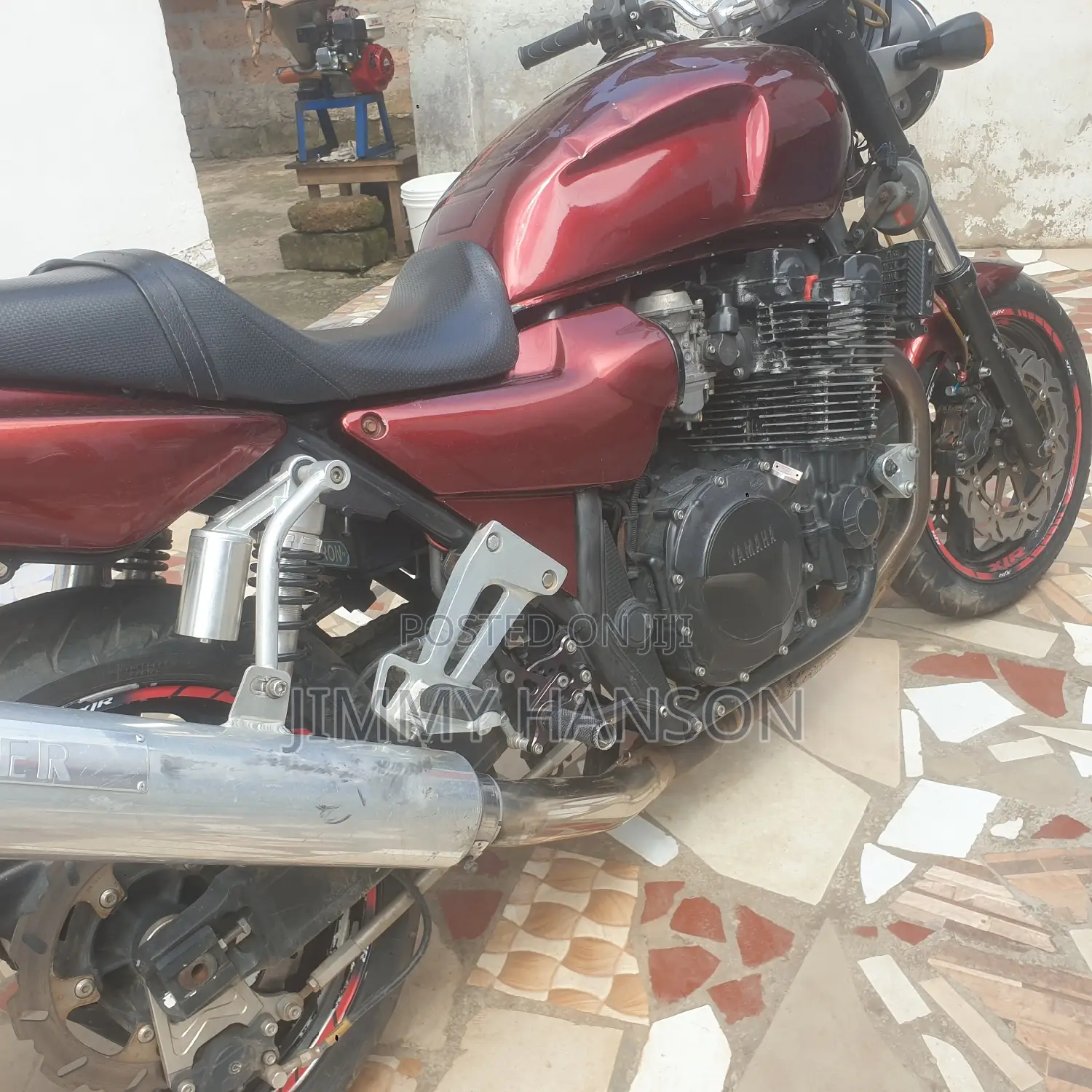 Yamaha 2000 Beige
