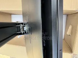 27 Inches Dell Edgeless Monitor (Brand New)
