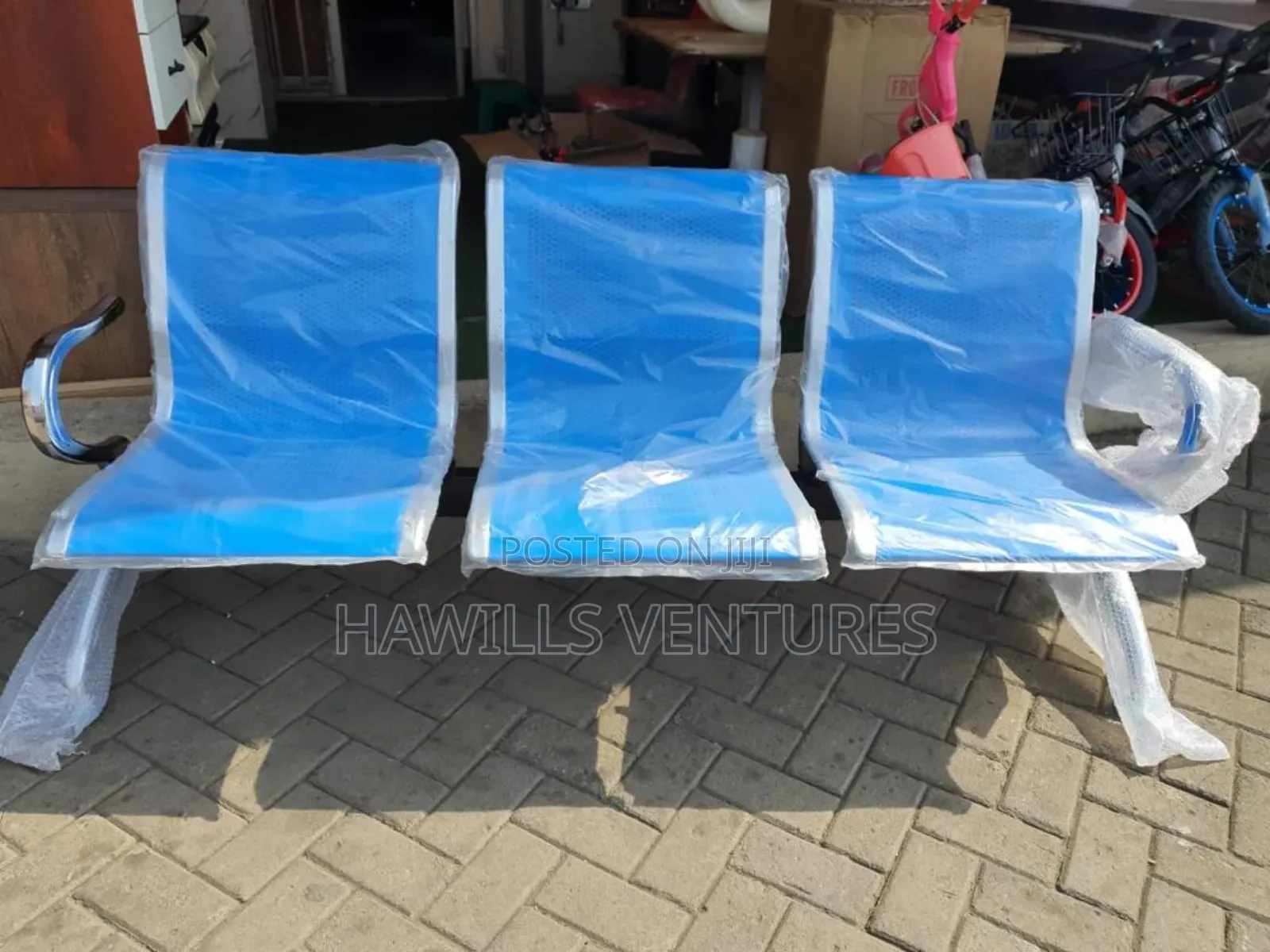 Three in One Waiting Chair