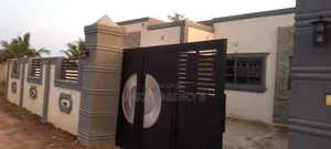 3bdrm Bungalow in Oyarifa for sale