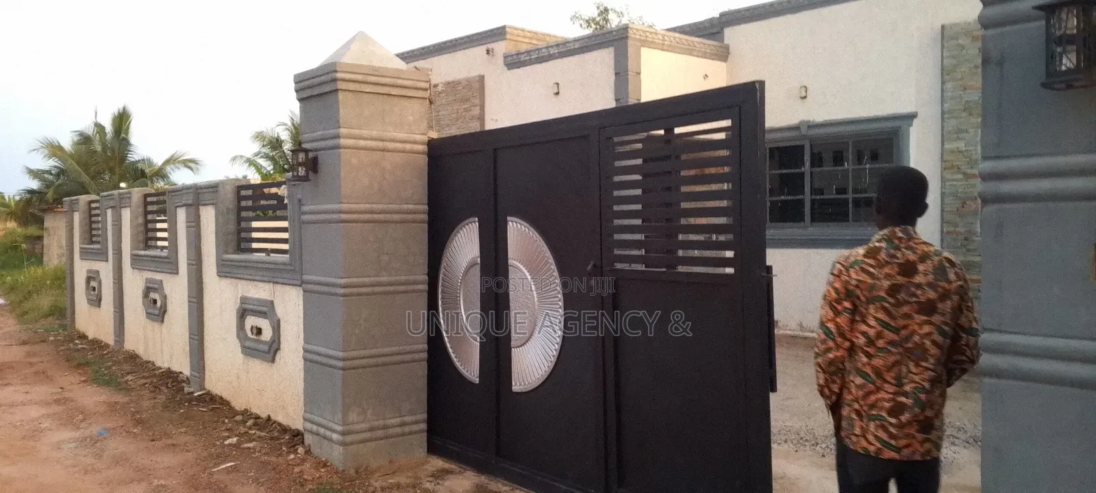 3bdrm Bungalow in Oyarifa for sale
