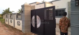 3bdrm Bungalow in Oyarifa for sale
