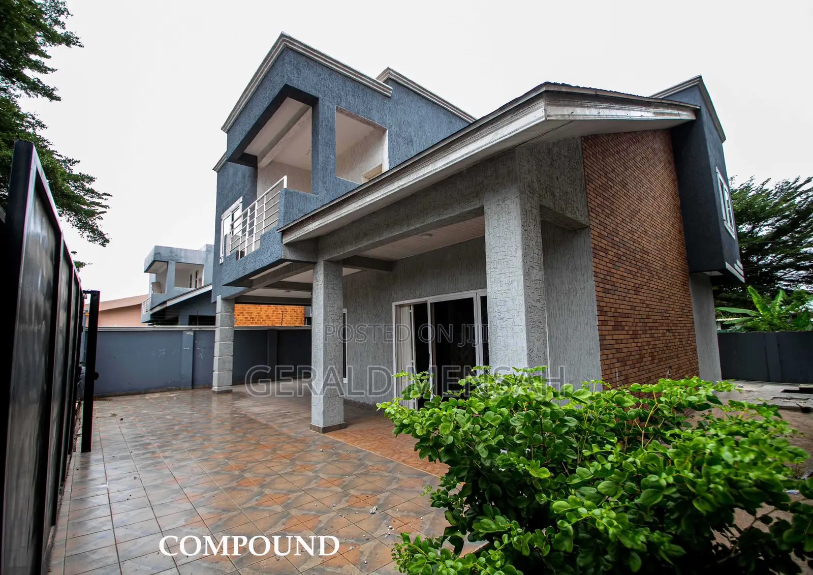 4bdrm Apartment in Baatsona Total for sale