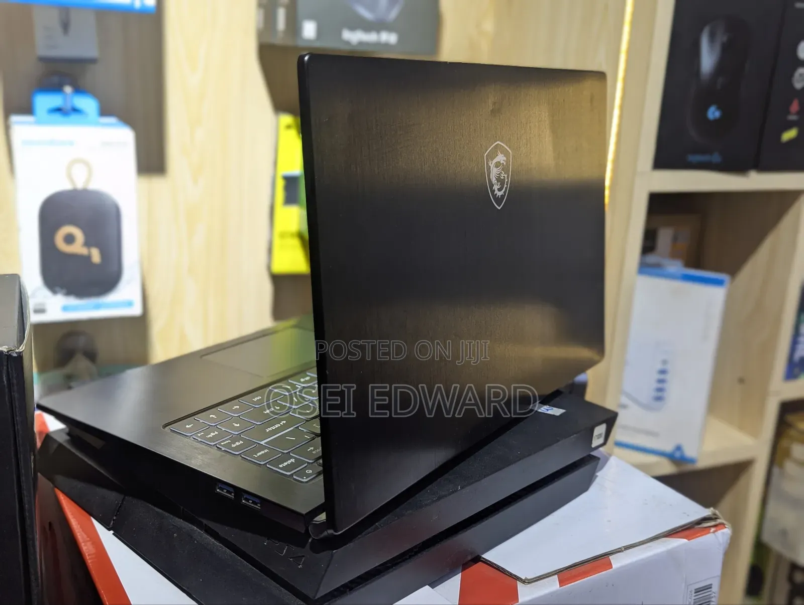 Laptop MSI Modern 14 16GB Intel Core i5 SSD 256GB