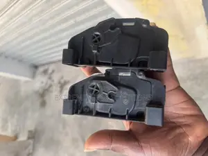 2017-2019 Honda Cr-v Front Lower Shutter Motor T99487a_c Only 1.5l Oem