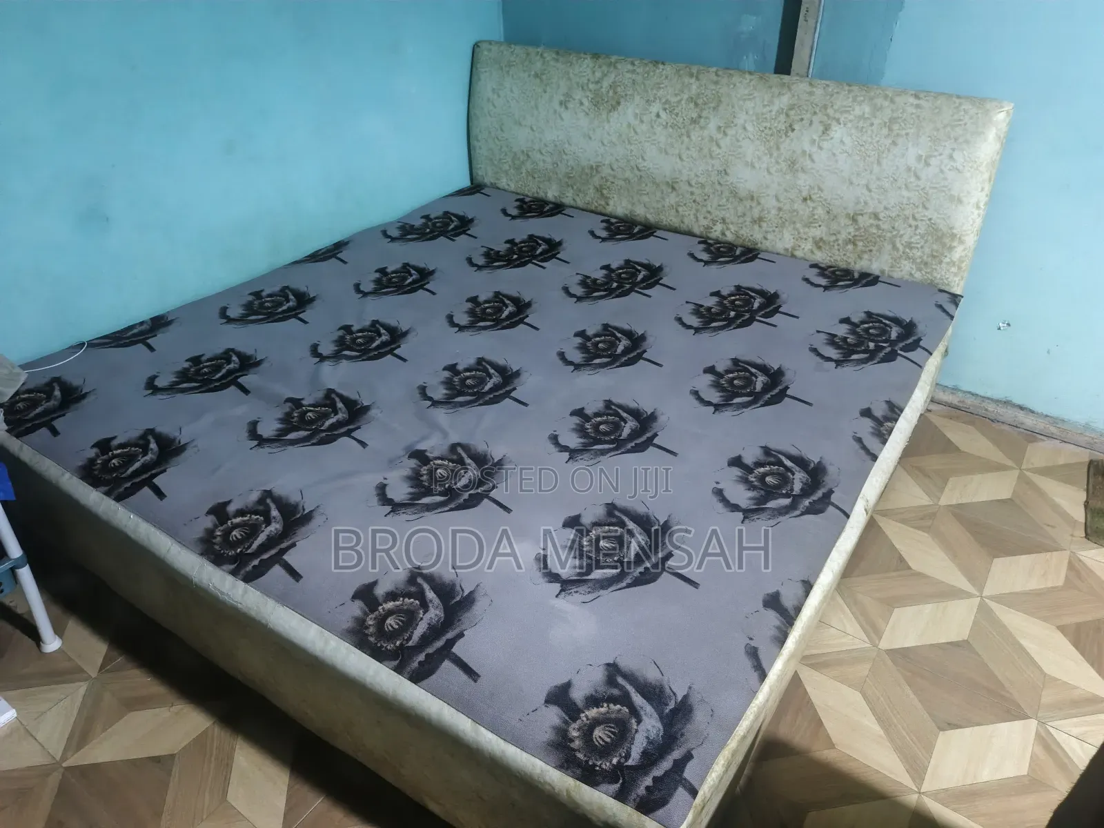 Queen Size in-Built Bed