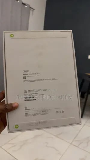 New Apple iPad Air 128 GB Blue