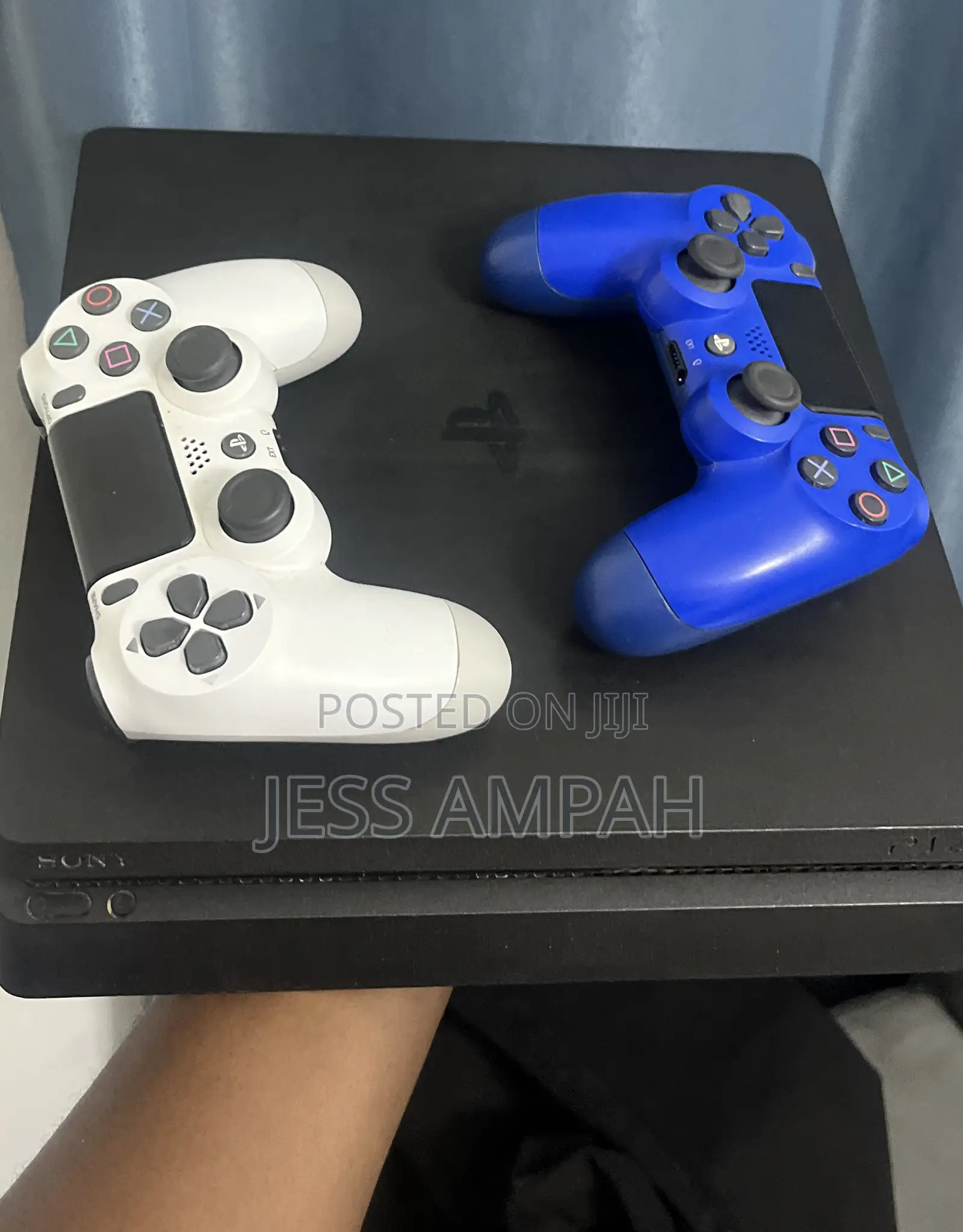 Ps4 Slim With 2 Controllers