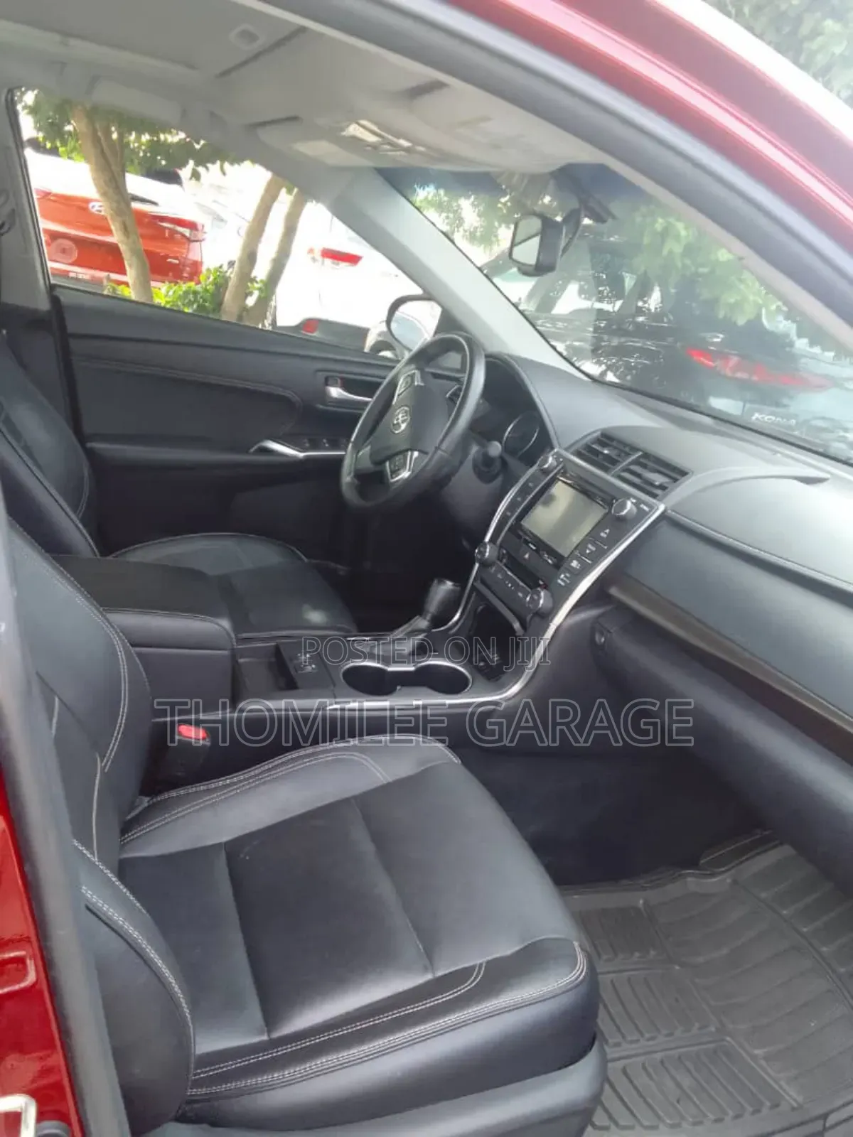 Toyota Camry XLE 4dr Sedan (2.5L 4cyl 6A) 2017 Red