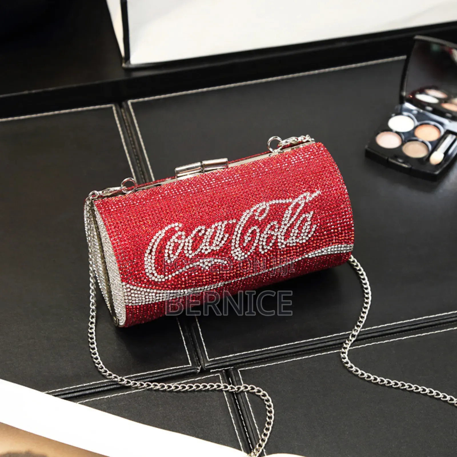 Beauyiful Crystal Clutch Bag – Unique Sparkly Design9