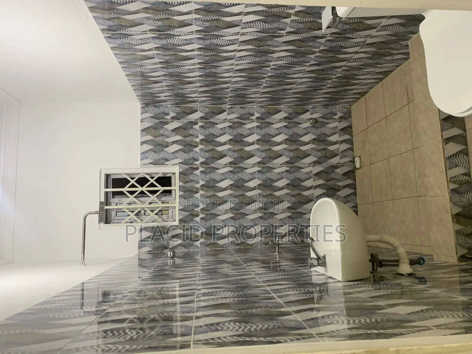 1bdrm Apartment in Israel-Alaji, Achimota for rent