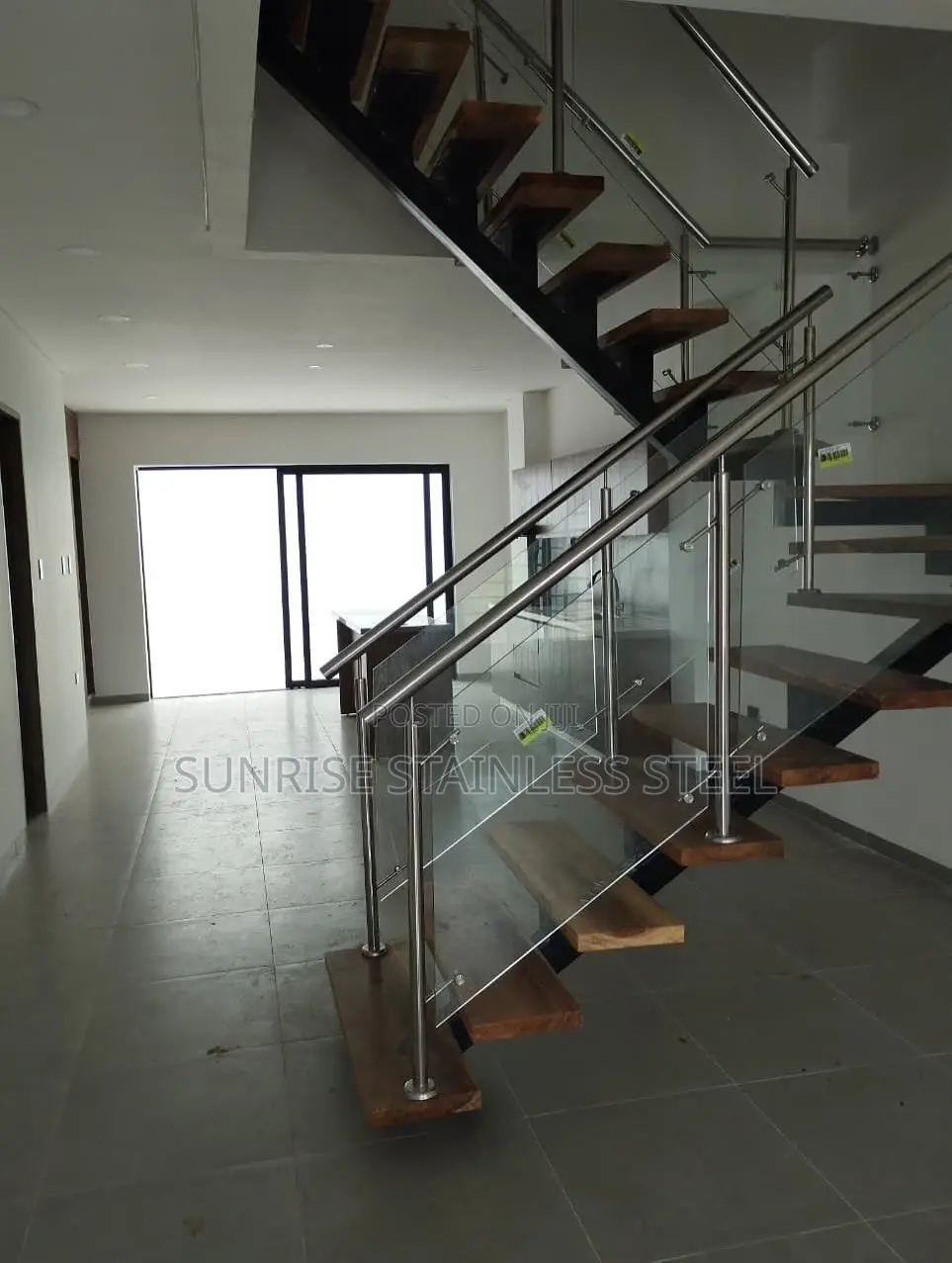 Sunrise Stainless Rail Glass Balustrade