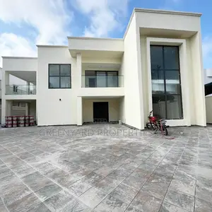 7bdrm House in A&C, East Legon for sale