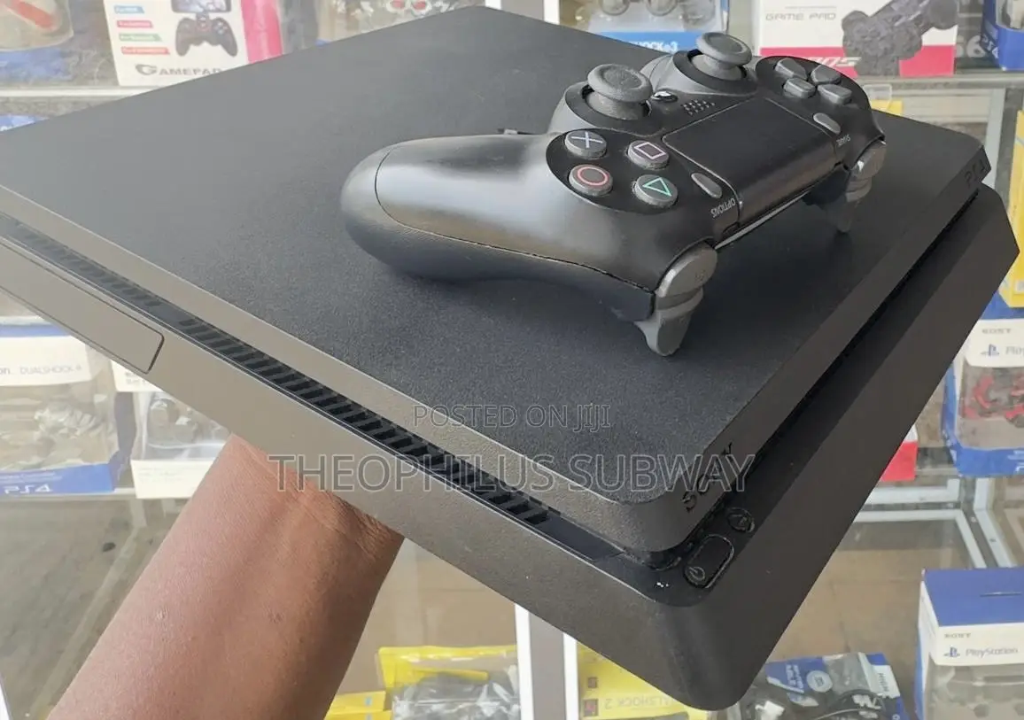 Fresh New Ps4 Slim. 1 Controller. 10 Games