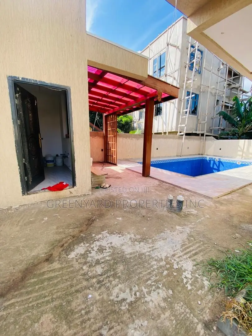 4bdrm House in Adjiringanor, East Legon for sale
