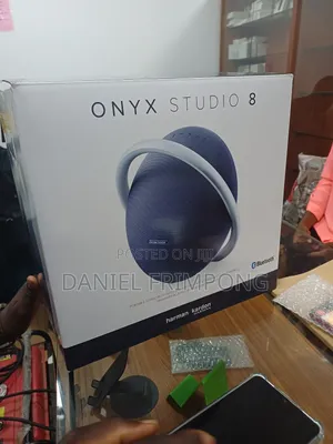 Onyx Studio 8
