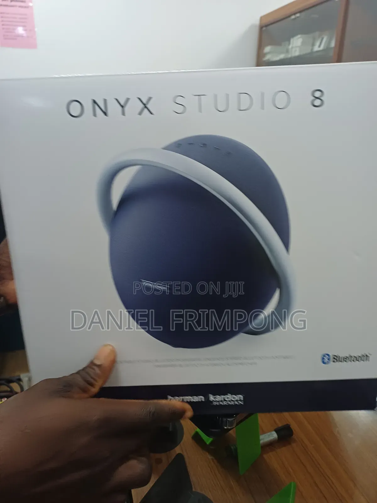 Onyx Studio 8