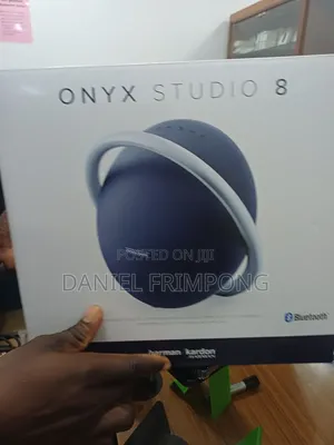 Onyx Studio 8