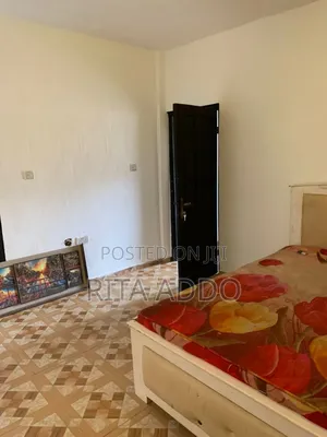 2bdrm Apartment in Lakeside for rent