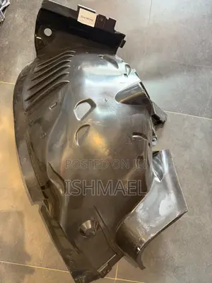 Mercedes Benz C250 or W204 Mudguard Rubber