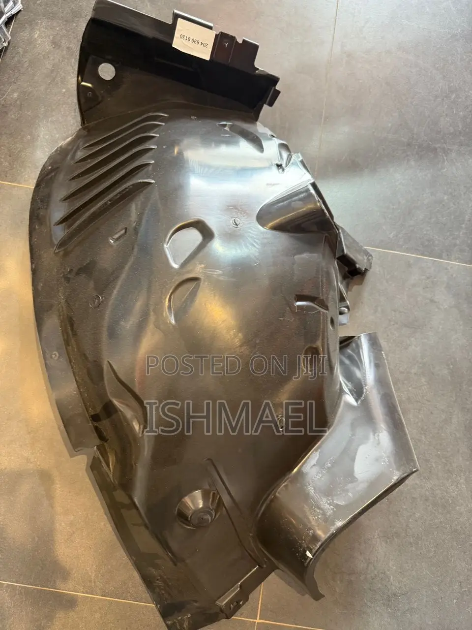 Mercedes Benz C250 or W204 Mudguard Rubber